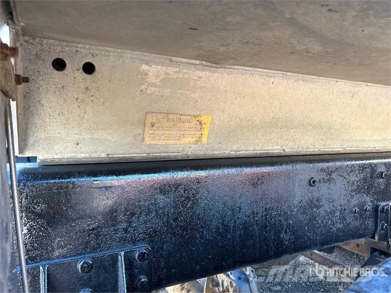 Beall 17 ft 6 in Quad/A Pup Dump Trailer Самоскиди