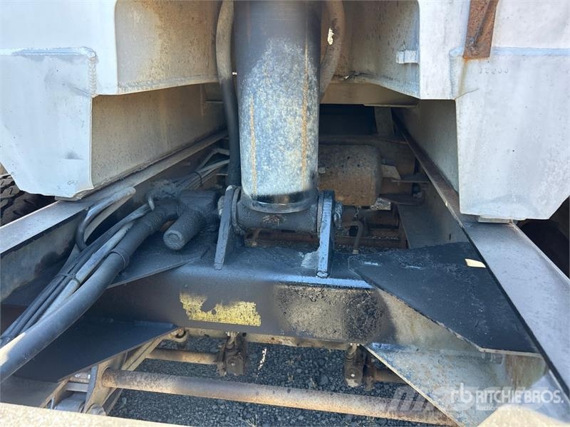 Beall 17 ft 6 in Quad/A Pup Dump Trailer Самоскиди