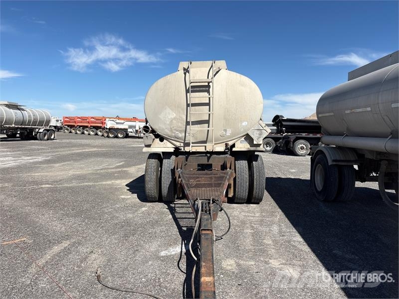 Beall Spread Axle Pup Tanker Trailer 罐體拖車