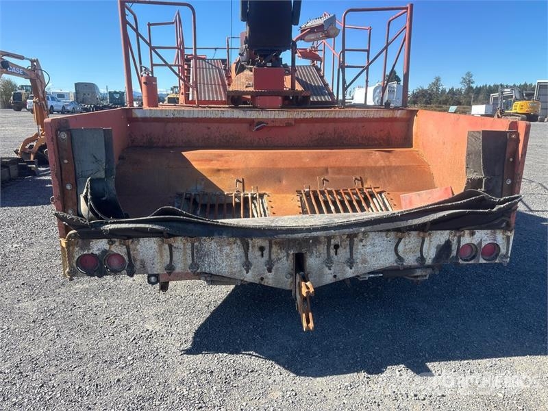  Bearcat BC501 Chip Spreader Dodatna oprema za asfaltne strojeve