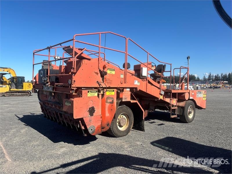  Bearcat BC501 Chip Spreader Dodatna oprema za asfaltne strojeve