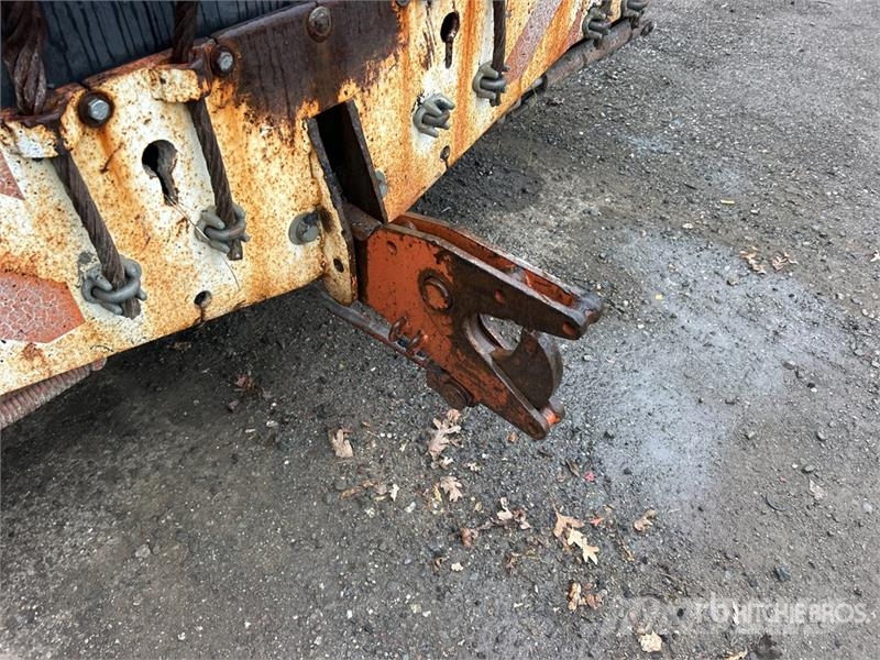  Bearcat BCT Chip Spreader Dodaci mašinama za asfalt