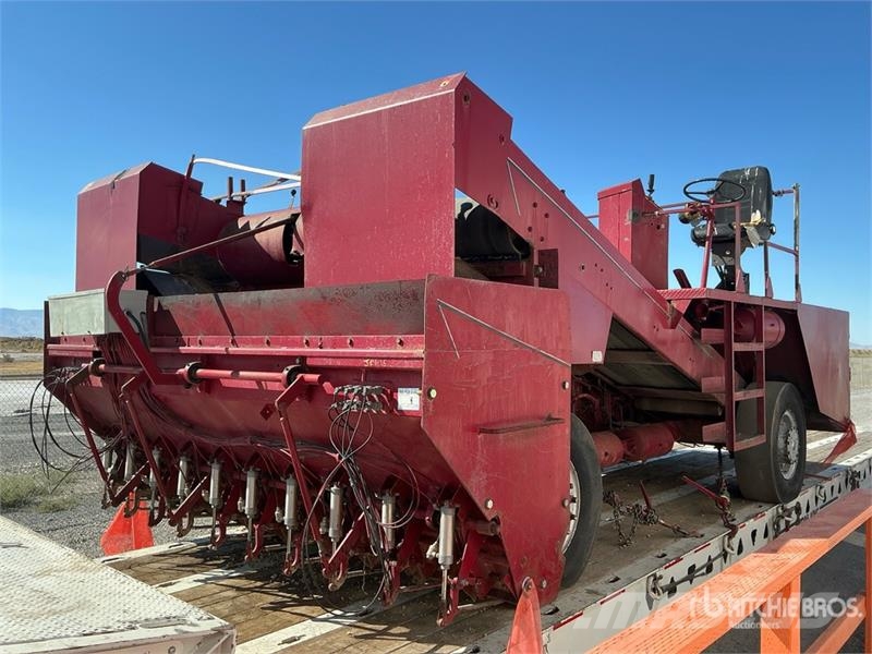Bearcat Chip Spreader ملحقات ماكينات الأسفلت