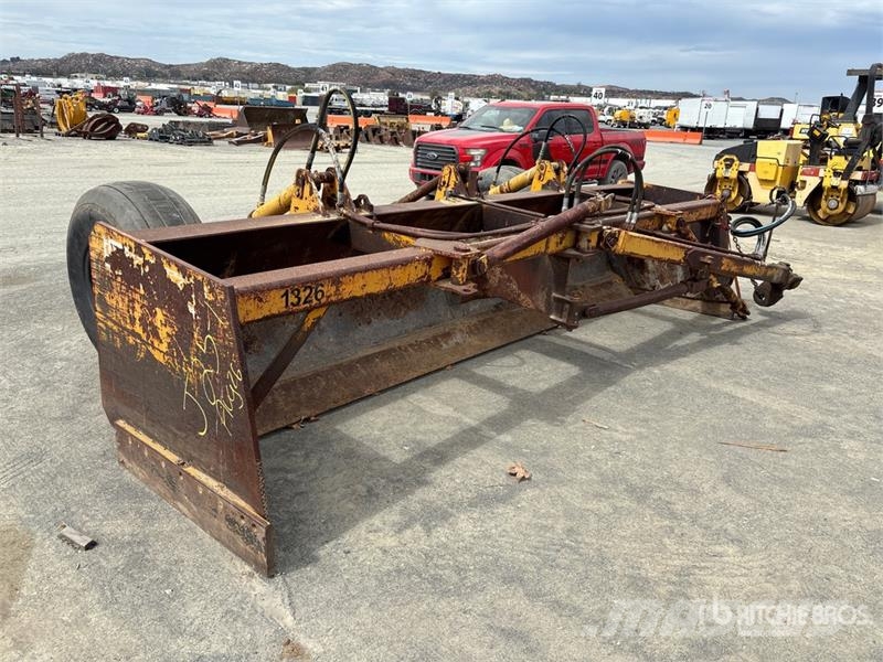 Bee Gee 197 in Box Scraper Other components