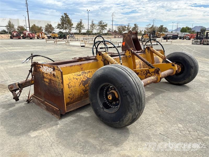 Bee Gee 197 in Box Scraper Other components