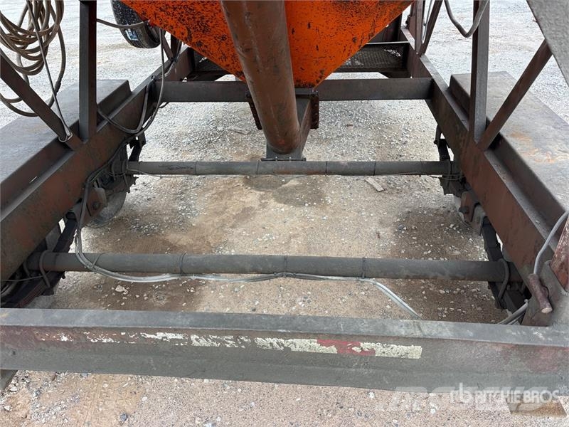 Belgrade 200BBL T/A Electric Cement Silo معدات البناء - غير ذلك