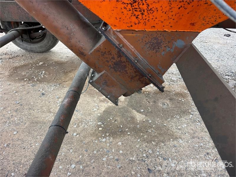 Belgrade 200BBL T/A Electric Cement Silo معدات البناء - غير ذلك