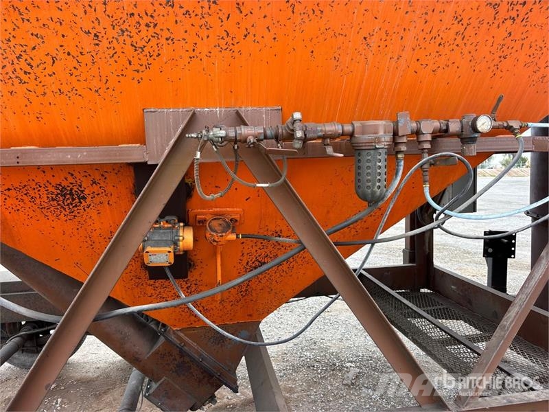 Belgrade 200BBL T/A Electric Cement Silo معدات البناء - غير ذلك