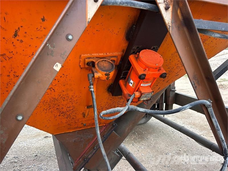 Belgrade 200BBL T/A Electric Cement Silo معدات البناء - غير ذلك