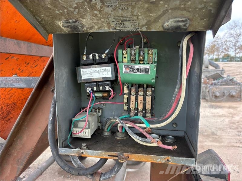 Belgrade 200BBL T/A Electric Cement Silo معدات البناء - غير ذلك