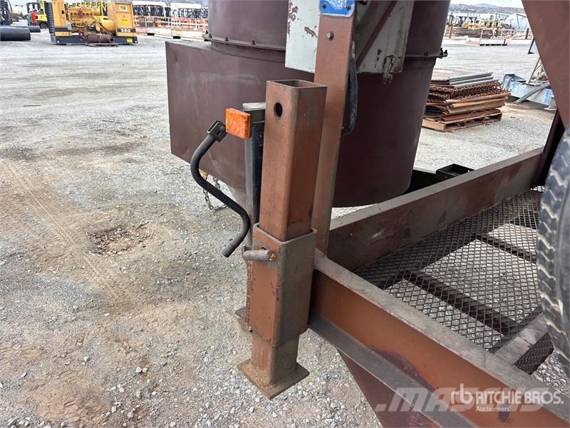 Belgrade 200BBL T/A Electric Cement Silo معدات البناء - غير ذلك