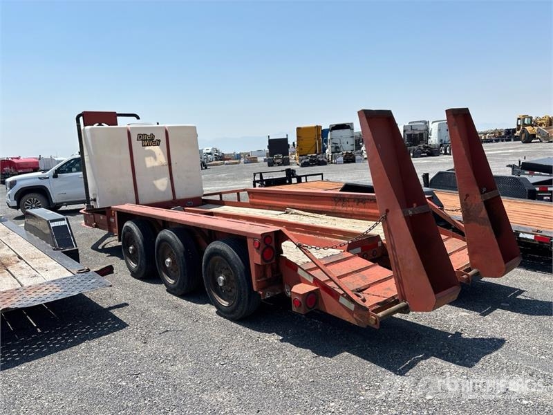 Belshe 14720 lb 26 ft Tri/A Equipment Trailer Prikolice za prevoz vozil
