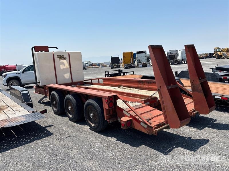 Belshe 14720 lb 26 ft Tri/A Equipment Trailer Prikolice za prevoz vozil