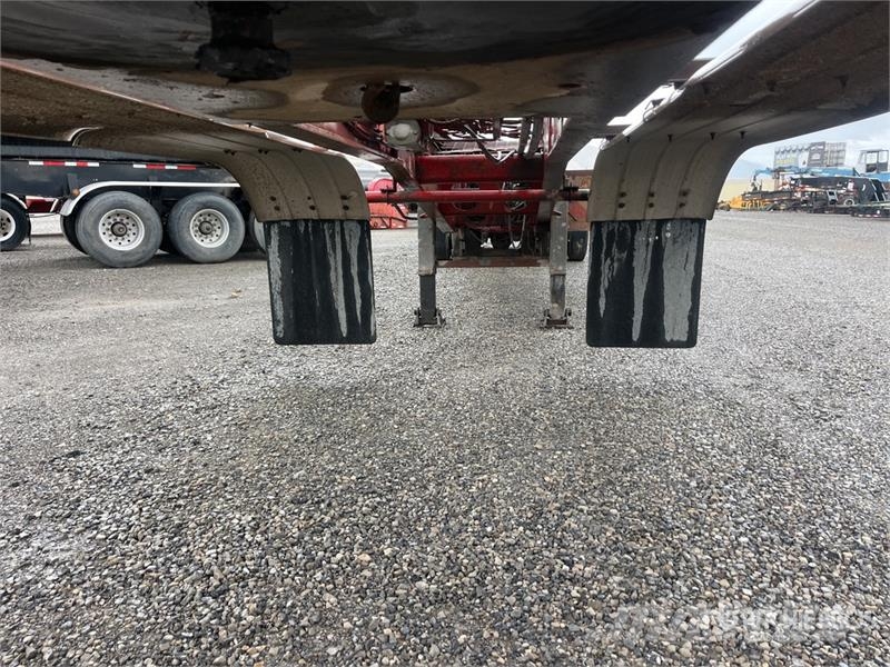 Benlee TRATBS48 Tri/A Roll-Off Trailer Skip bin