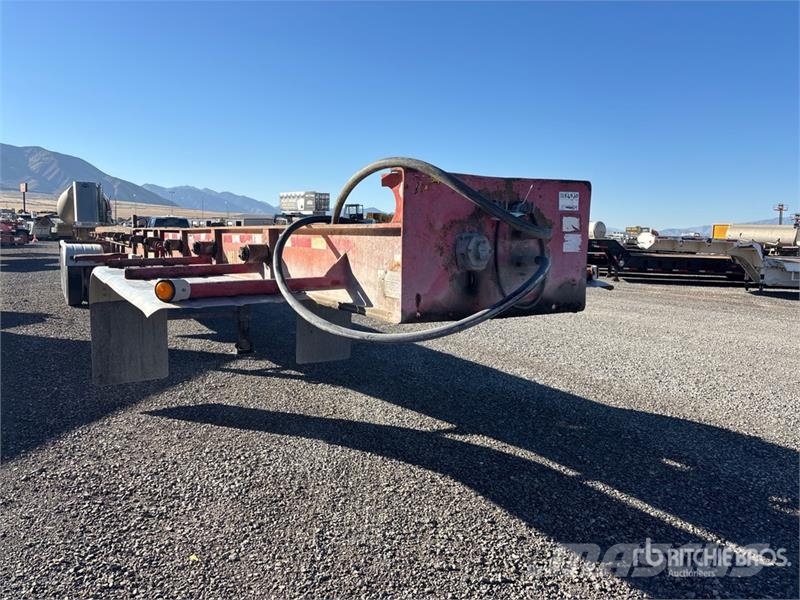 Benlee TRATBS48 Tri/A Roll-Off Trailer Liftdumpersläp