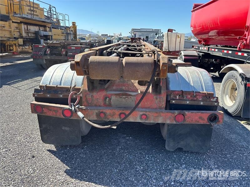 Benlee TRATBS48 Tri/A Roll-Off Trailer مقطورات لوادر