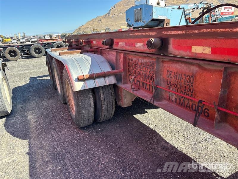 Benlee TRATBS48 Tri/A Roll-Off Trailer مقطورات لوادر