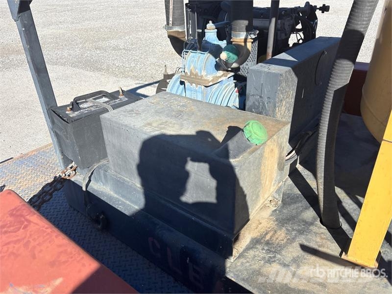 Best FB 500 gal T/A Vacuum Excavation Unit Rezervni delovi i oprema za bušenje