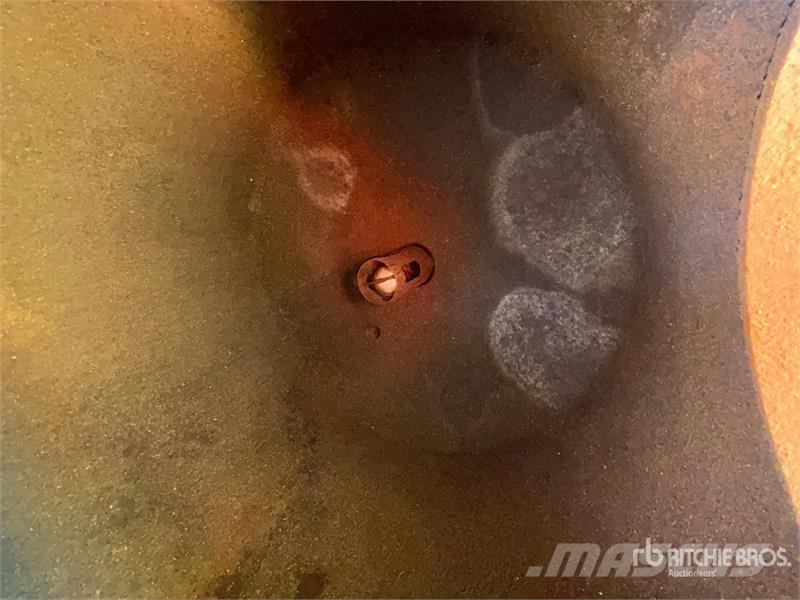 Best FB 500 gal T/A Vacuum Excavation Unit Rezervni delovi i oprema za bušenje