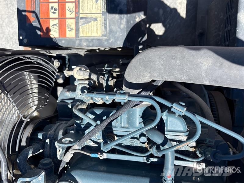 Big Bubba's 14 ft T/A Pressure Washer Flatbed Trai Lavaperävaunut