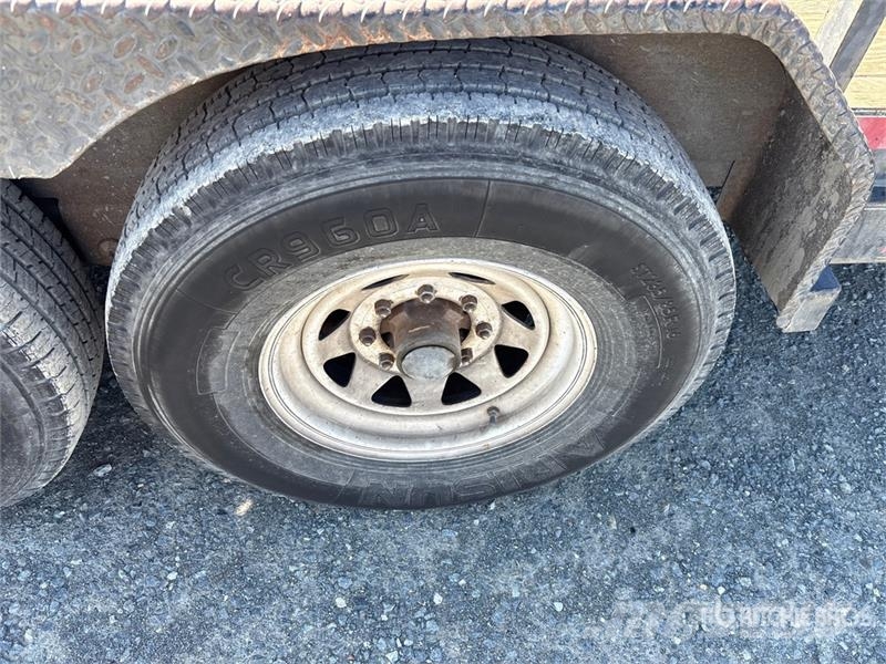 Big Tex 12PI-16 16 ft T/A Equipment Trailer Prikolice za prevoz vozil