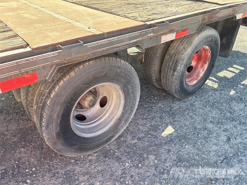 Big Tex 20 ft T/A Equipment Trailer Car carrier