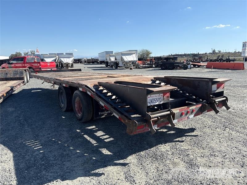 Big Tex 20 ft T/A Equipment Trailer Car carrier