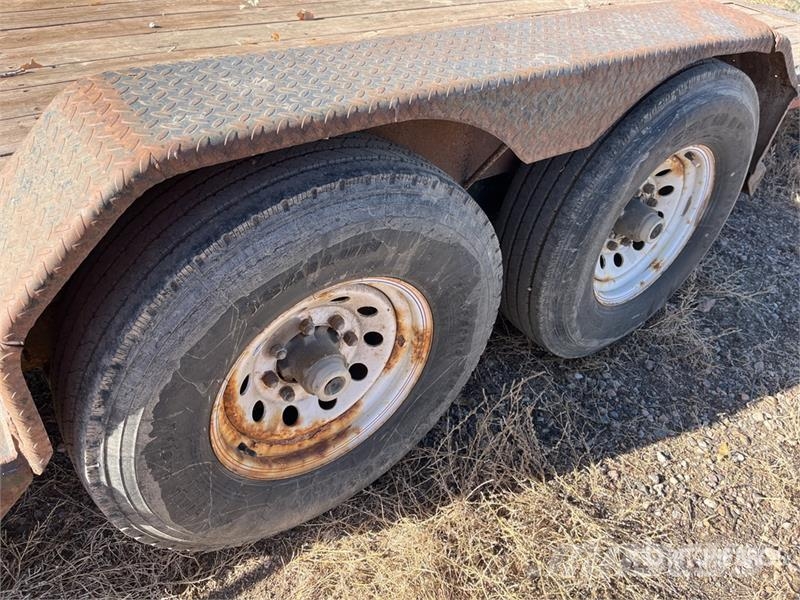 Big Tex 22 ft T/A Tilt Deck Trailer Dieplader