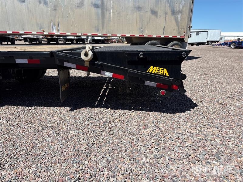 Big Tex 22PH-25BK+5MR 30 ft T/A Equipment Trailer Прицепы-Автовозы