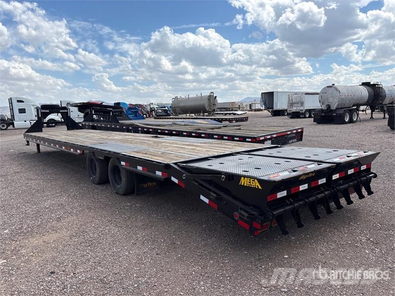 Big Tex 40 ft T/A Gooseneck Equipment Trailer Autotransporter prikolice
