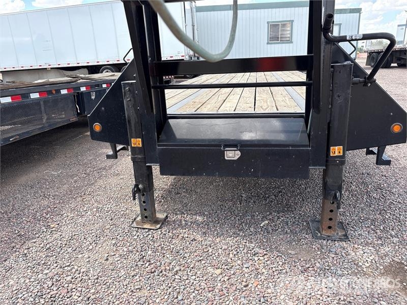 Big Tex 40 ft T/A Gooseneck Equipment Trailer Autotransporter prikolice