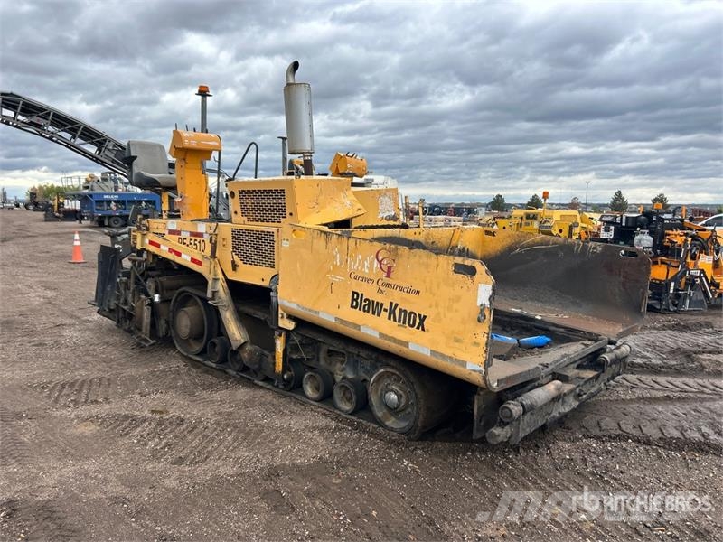 Blaw-Knox PF-5510 Track Asphalt Paver Машини за асфалт