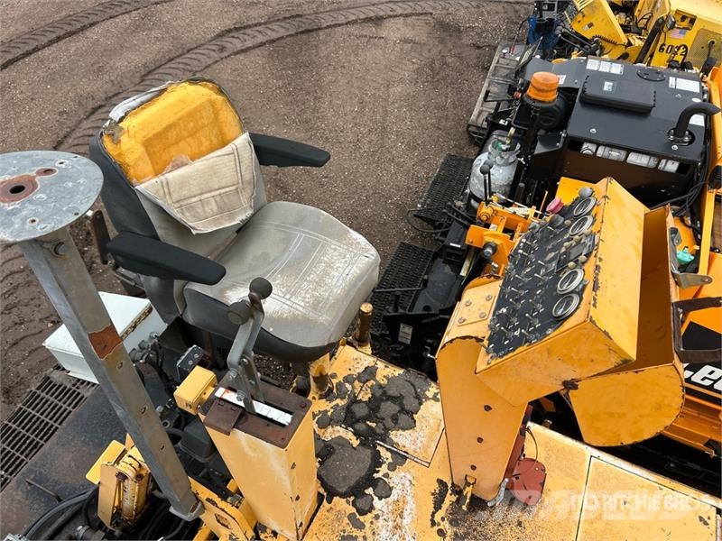 Blaw-Knox PF-5510 Track Asphalt Paver Машини за асфалт