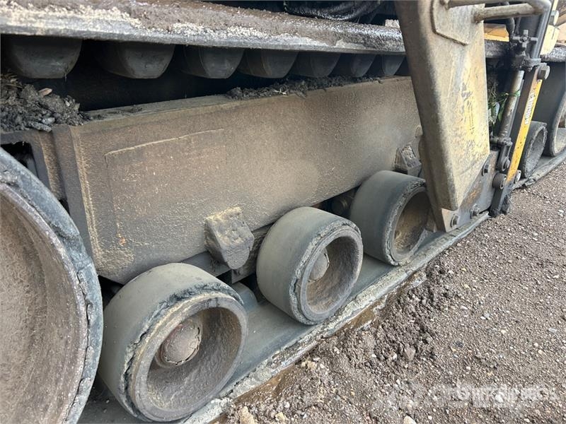 Blaw-Knox PF-5510 Track Asphalt Paver Машини за асфалт