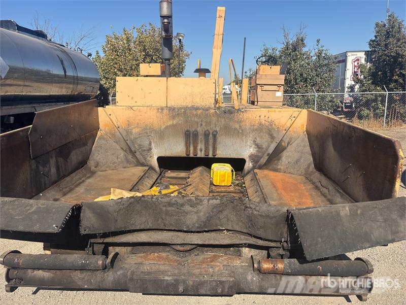 Blaw-Knox PF3200 Wheel Asphalt Paver Finisseur