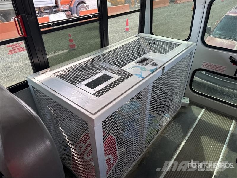 Blue Bird 4x2 42-Seat School Bus Мікроавтобуси