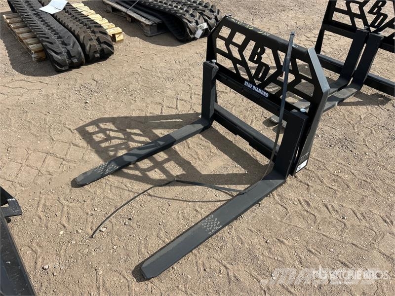 Blue Diamond 42 in Mini Skid Steer Forks (Unused) フォーク