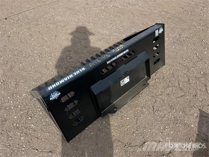 Blue Diamond 48 in Skeleton Mini Skid Steer Bucket (Unused) دلاء