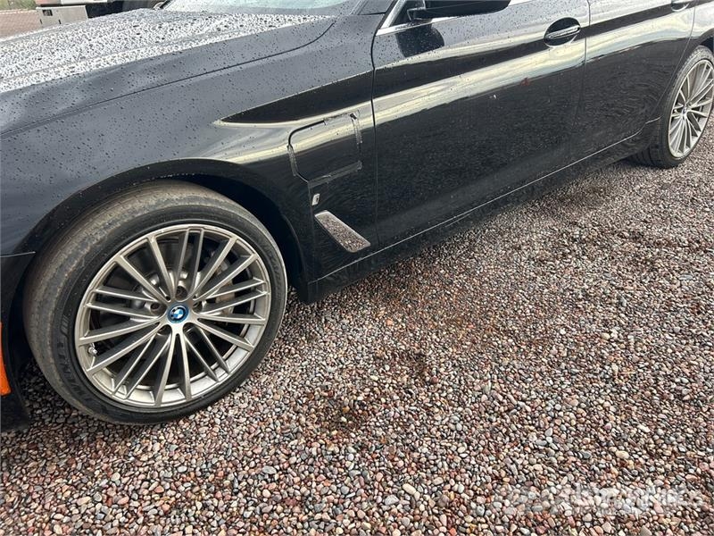 BMW 530e Automobile Cars