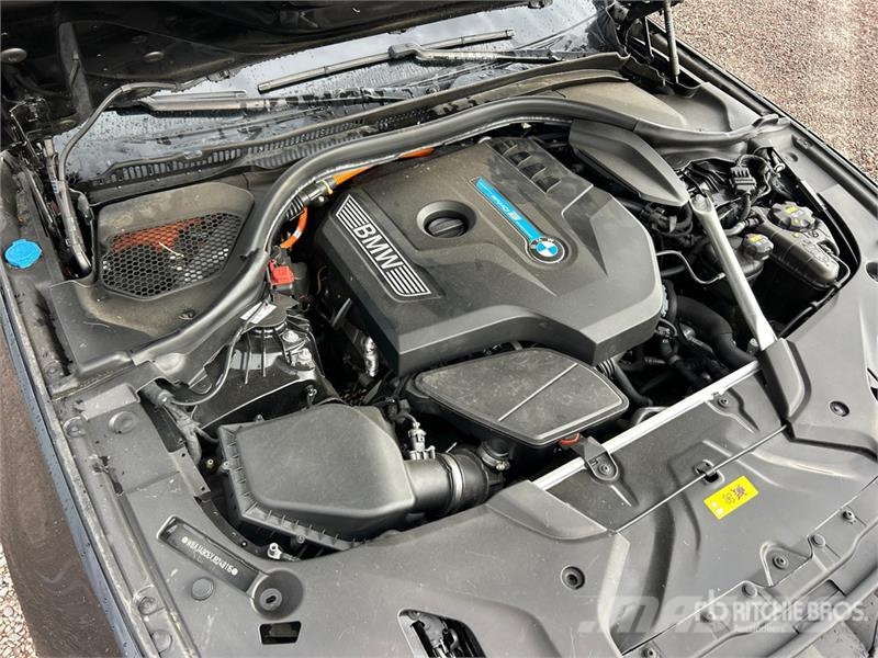 BMW 530e Automobile Cars