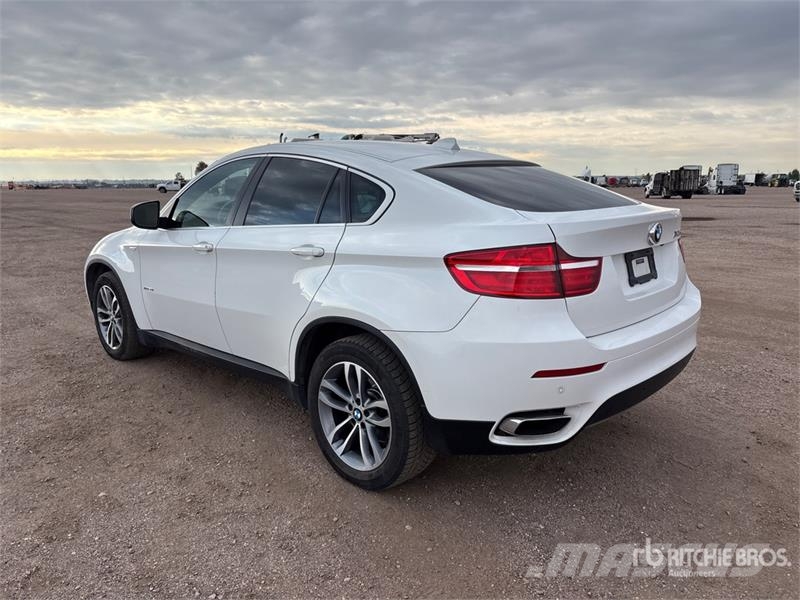 BMW X6 X Drive 50 I AWD SUV Automobily