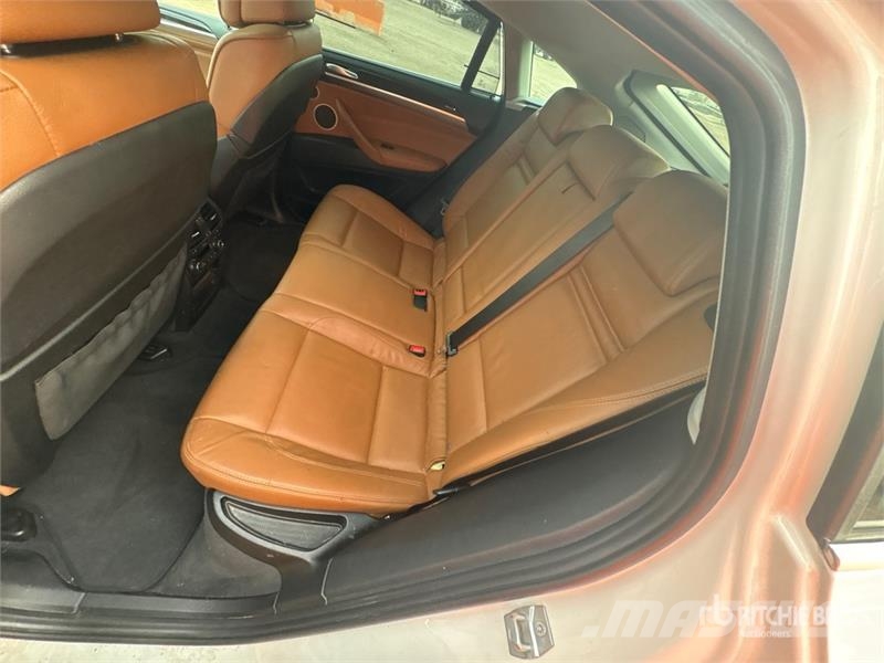 BMW X6 X Drive 50 I AWD SUV Automobily