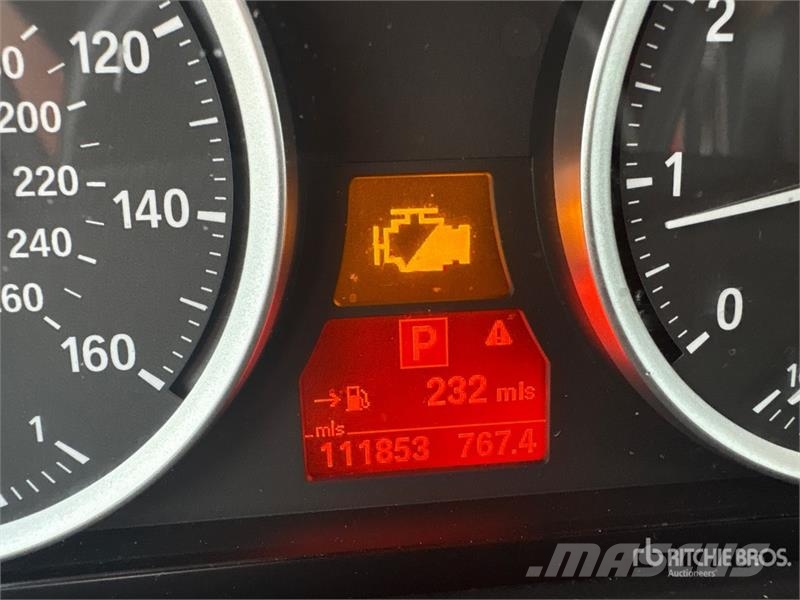 BMW X6 X Drive 50 I AWD SUV Automobily
