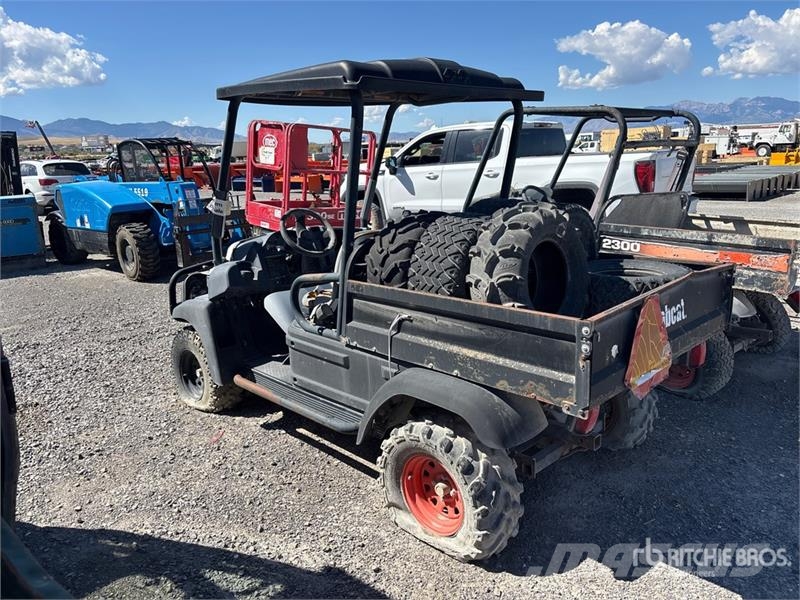 Bobcat 2200 Maquinarias para servicios públicos