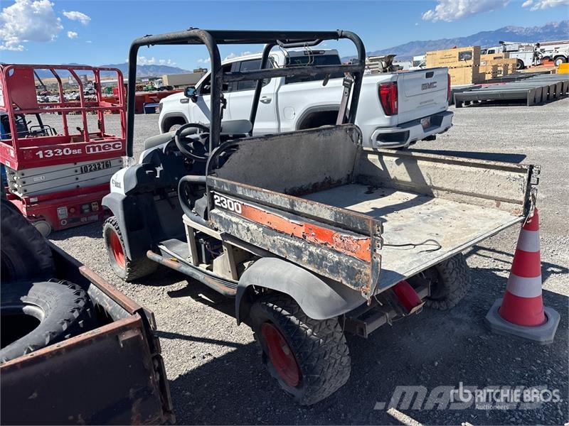 Bobcat 2200 Maquinarias para servicios públicos