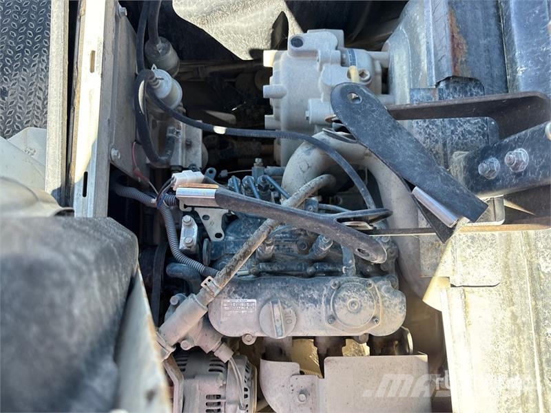 Bobcat 2200 Maquinarias para servicios públicos