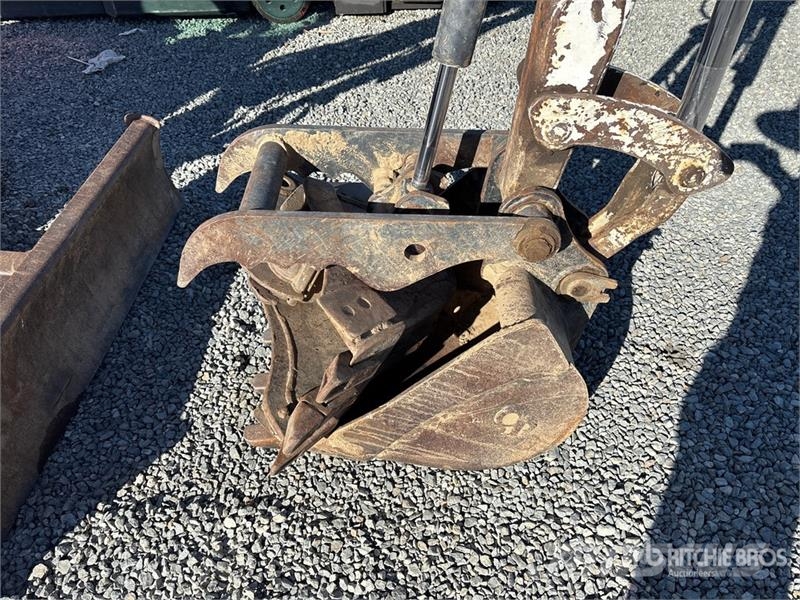 Bobcat 335G Mini bagri <7t