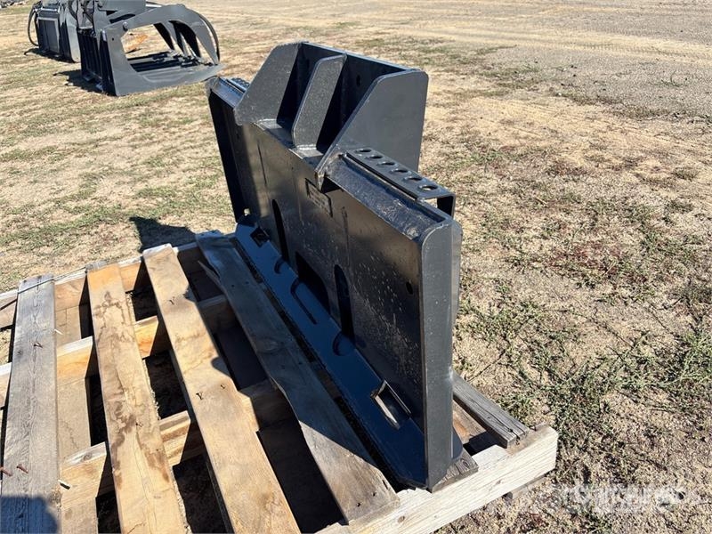 Bobcat 45 in Skid Steer Attachment Mounting Plate - Fits  Andere Zubehörteile