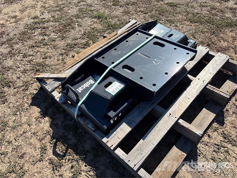 Bobcat 45 in Skid Steer Attachment Mounting Plate - Fits  Andere Zubehörteile