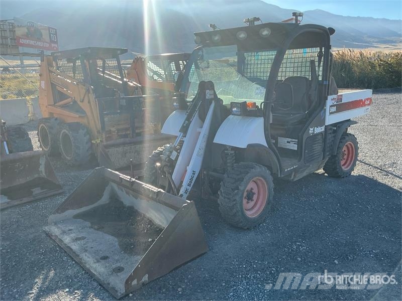 Bobcat 5600 ماكينات منفعة عامة